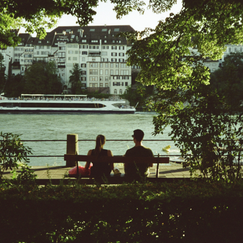 Sommer am Rhein in Basel